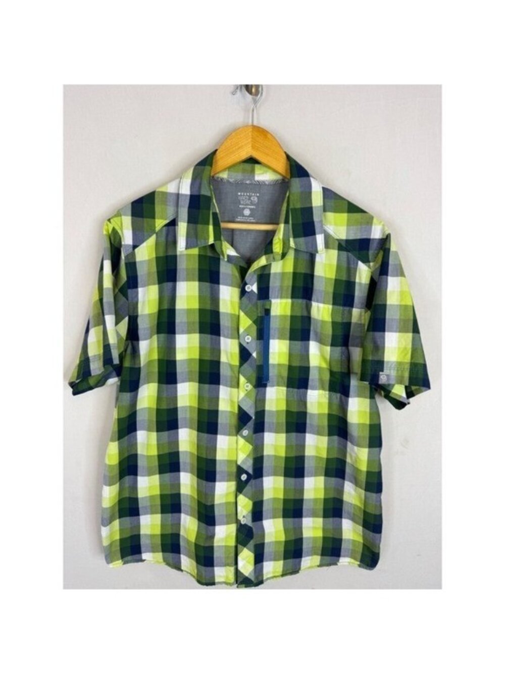 Mountain Hardwear Mens Green Plaid Short Sleeve Button Up Hiking Shirt Large